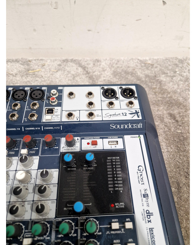 Soundcraft Signature 12 - Mixer - Spares or Repair - Image 17