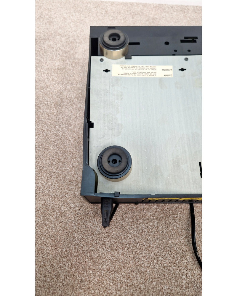 Marantz CD-40 - CD Player - Fair - image 11