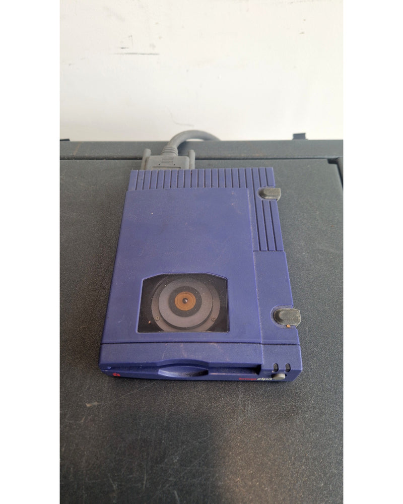 Iomega Zip 250 - Disk Drive - Good - Image 4