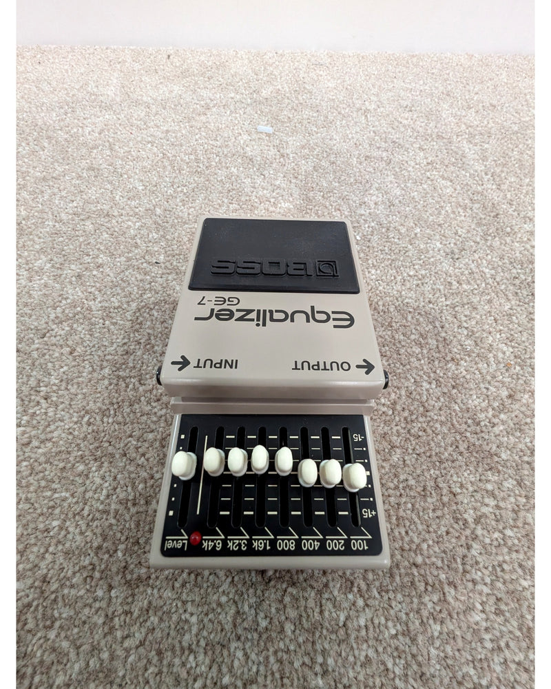 Boss GE-7 - Multi-Effects Pedal - Like New w/ Original Box & Manuals - image 3