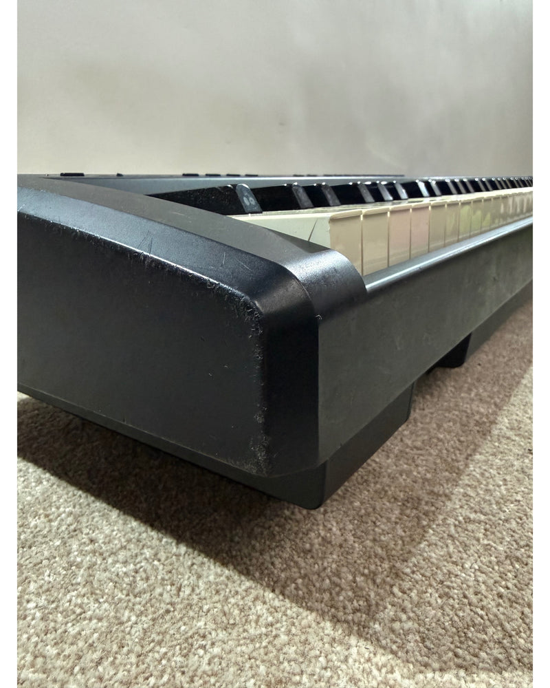 Yamaha P85 - Digital Piano - Good w/ Soft Case and Power Supply - image 10