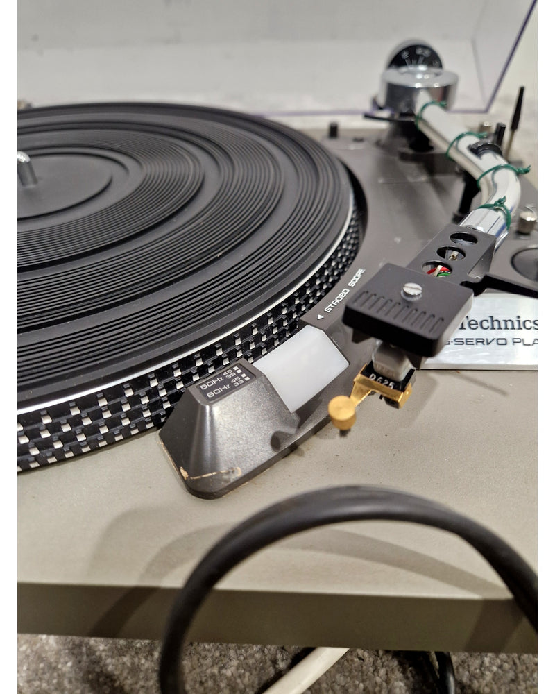 Technics SL-23 - Turntable - Silver/Grey - Refurbished w/ Manuals - Image 7