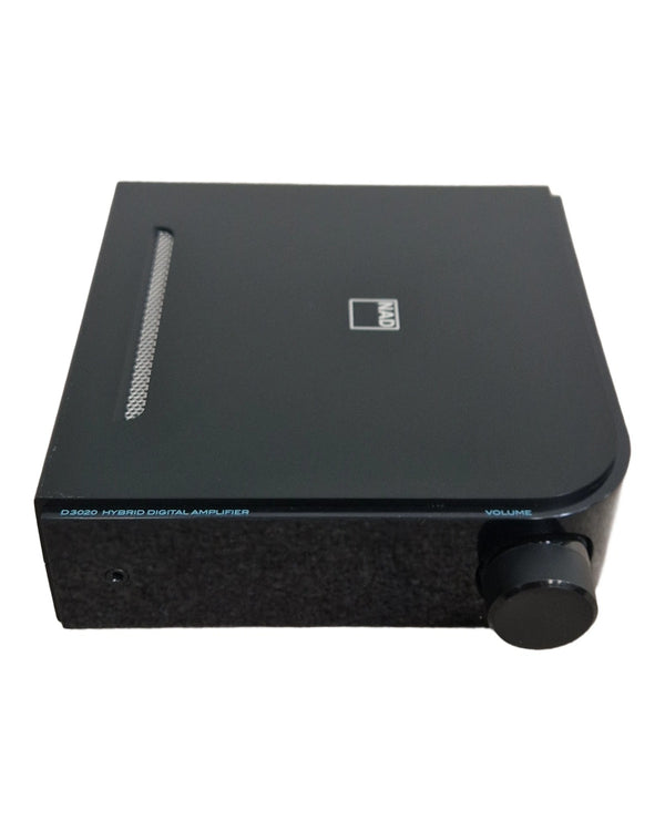 NAD D 3020 - Hi-Fi Amplifier - Black - Excellent w/ remote_control