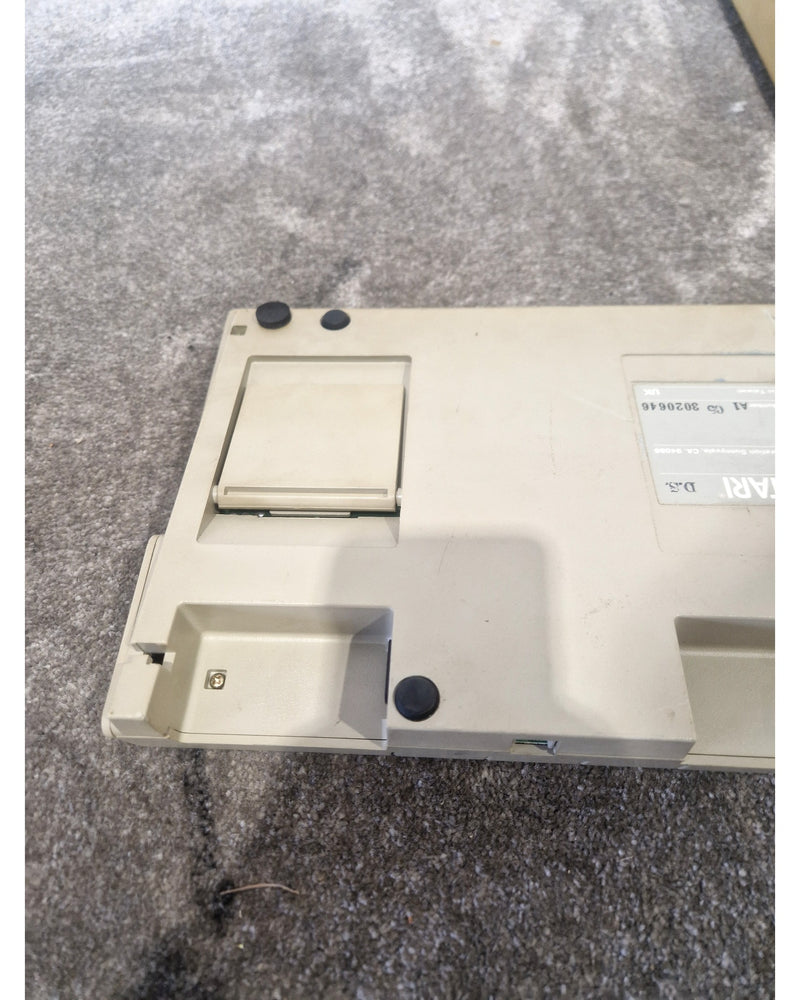 Atari Mega 1 Computer - Grey Computer - Spares or Repair w/ Keyboard - Image 2