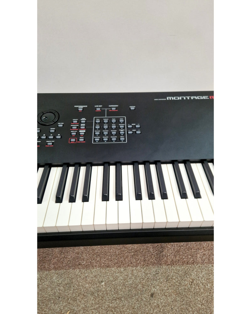 Yamaha Montage M8x - Synthesizer - Like New w/ Hard Case - image 4