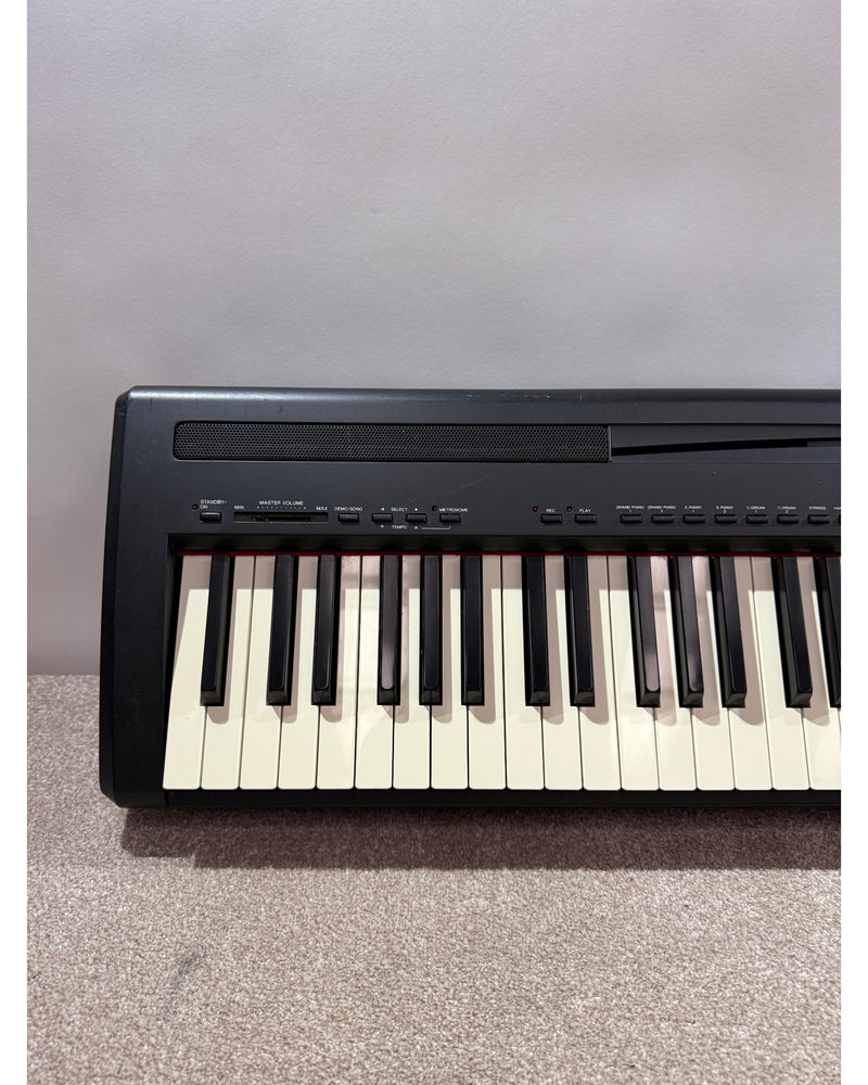 Yamaha P85 - Digital Piano - Good w/ Soft Case and Power Supply - image 2
