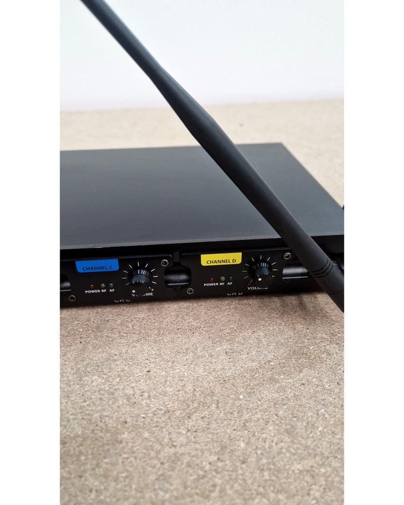 Chord QU4 - Microphone System - Very Good w/ Microphone pair - Image 7