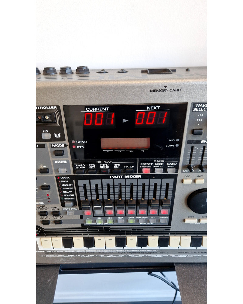Roland MC-505 - Sequencer - Good - Image 3