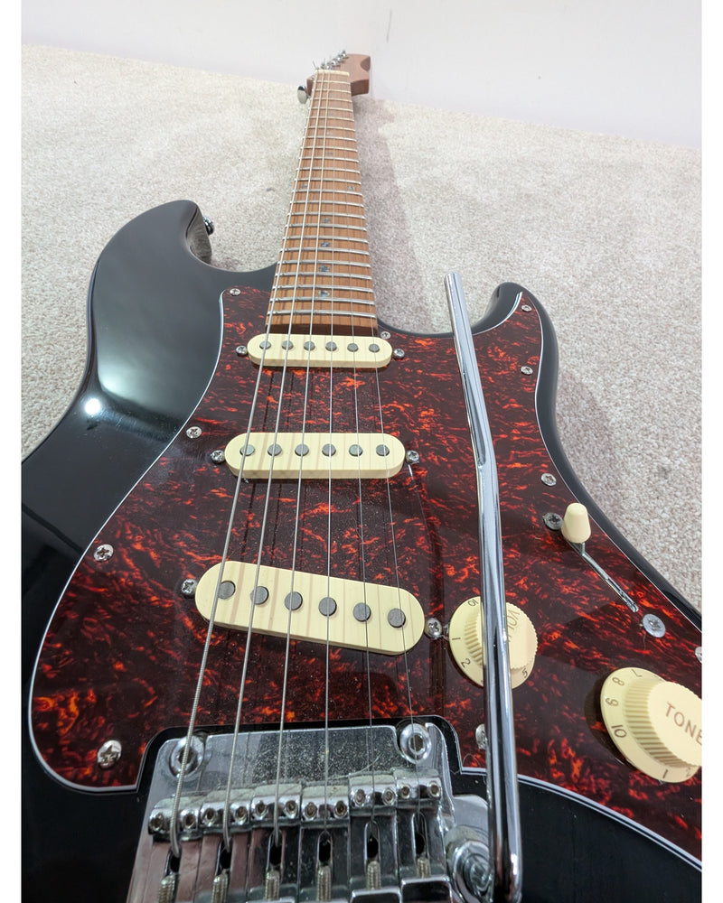 Sire Larry Carlton S7 - Electric Guitar - Black - Like New - image 18