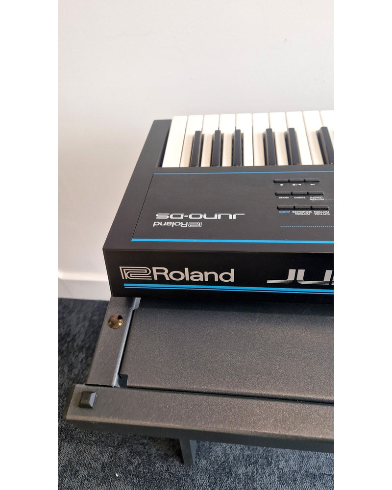 Roland JUNO-DS - Synthesizer Keyboards - Black - Very Good w/ Soft Case & Power Supply - Image 3