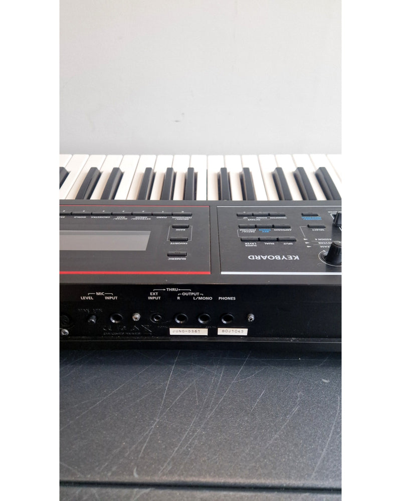Roland JUNO-DS - Synthesizer Keyboards - Black - Very Good w/ Soft Case & Power Supply - Image 6
