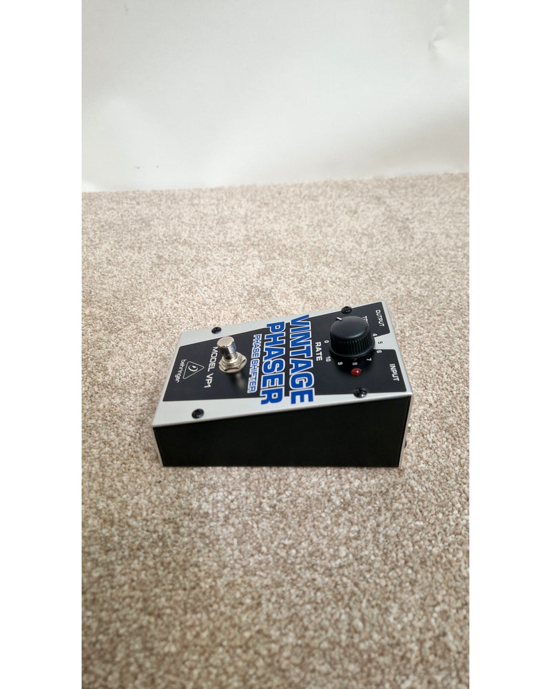 Behringer Vintage Phaser Pedal - Like New w/ Original Box - image 8