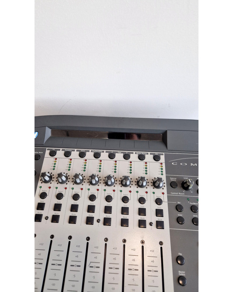 Digidesign Command 8 - MIDI Controller - Black - Poor - Image 13