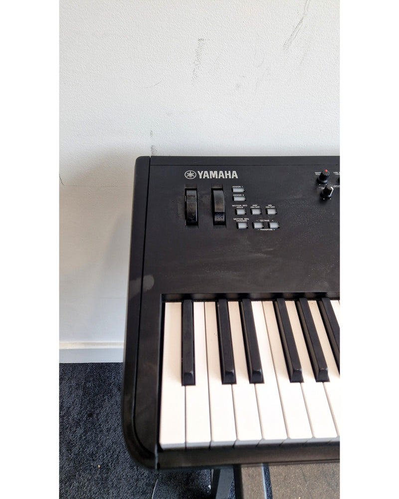 Yamaha MODX 8+ - Synthesizer Keyboards - Very Good w/ Original Box & Power Supply - image 7