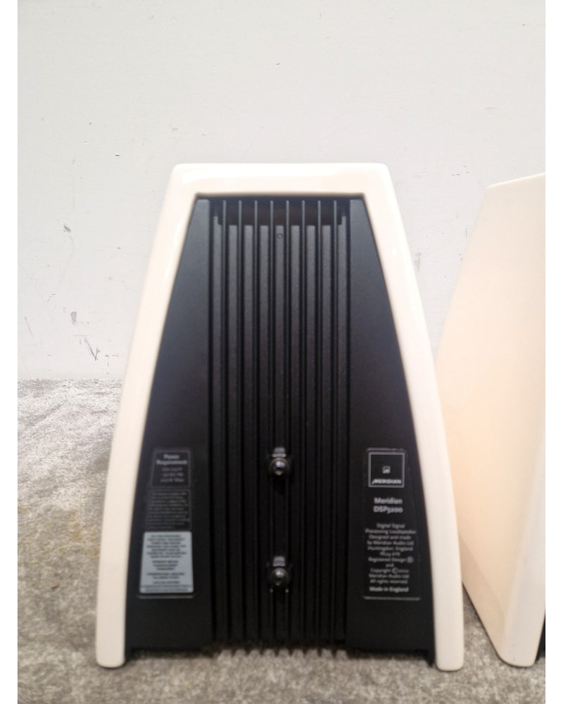Meridian DSP 3200 - Hi-Fi Speakers - White - Pair - Excellent - Image 5