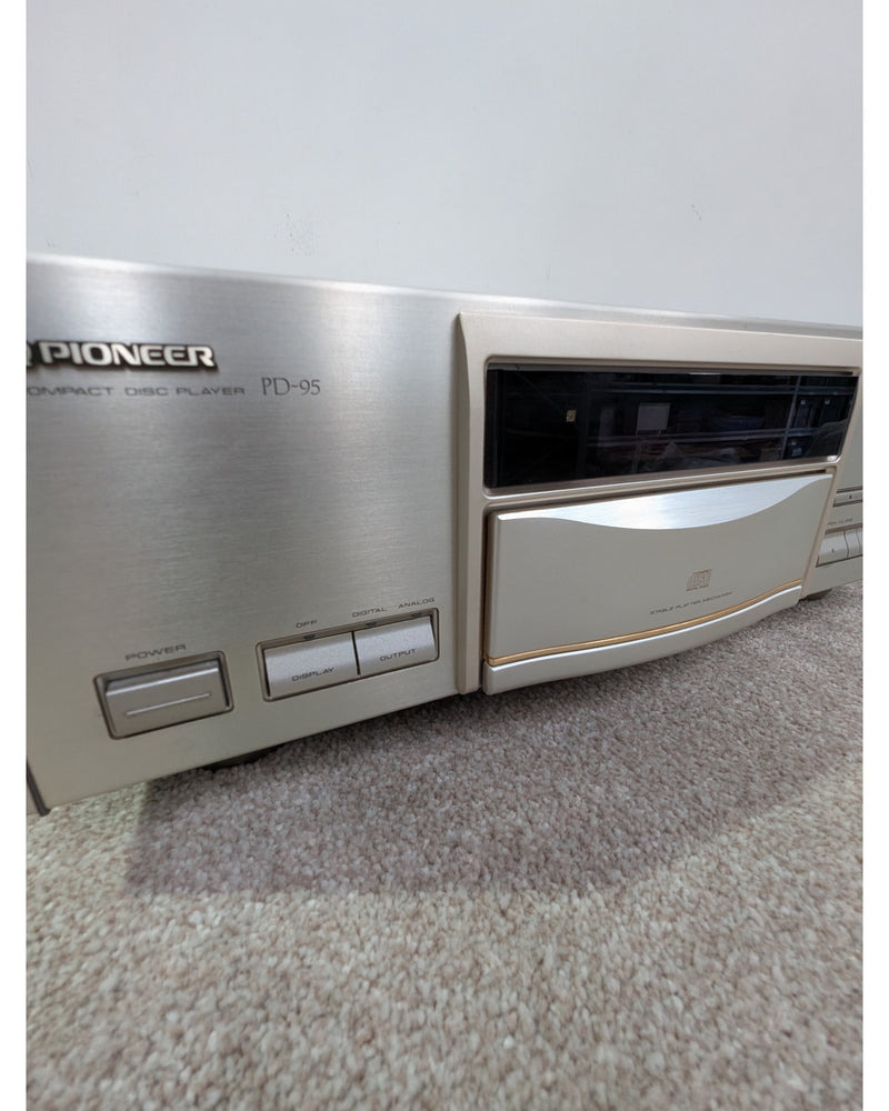 Pioneer PD-95 - CD Player - Silver - Very Good w/ Original Box & Manuals - image 13