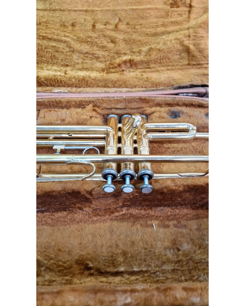 Elkhart Series II - Trumpets & Cornets - Gold - Fair w/ Hard Case - image 10