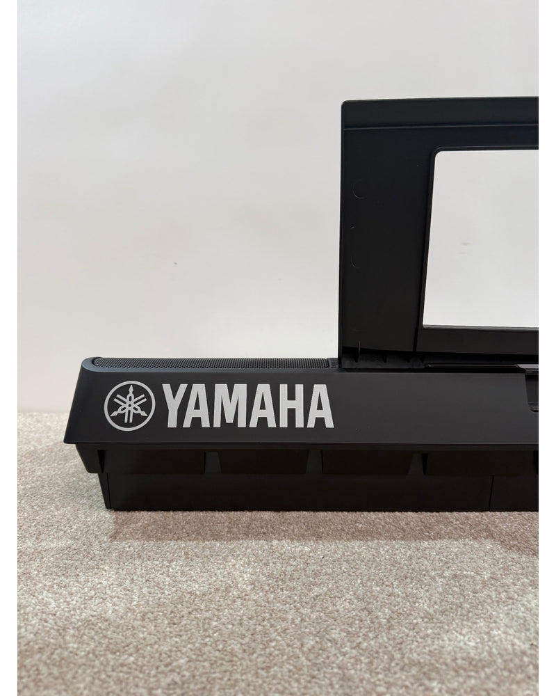 Yamaha PSR-E463 - Keyboard - Black - Excellent w/ Music Sheet Holder - image 6