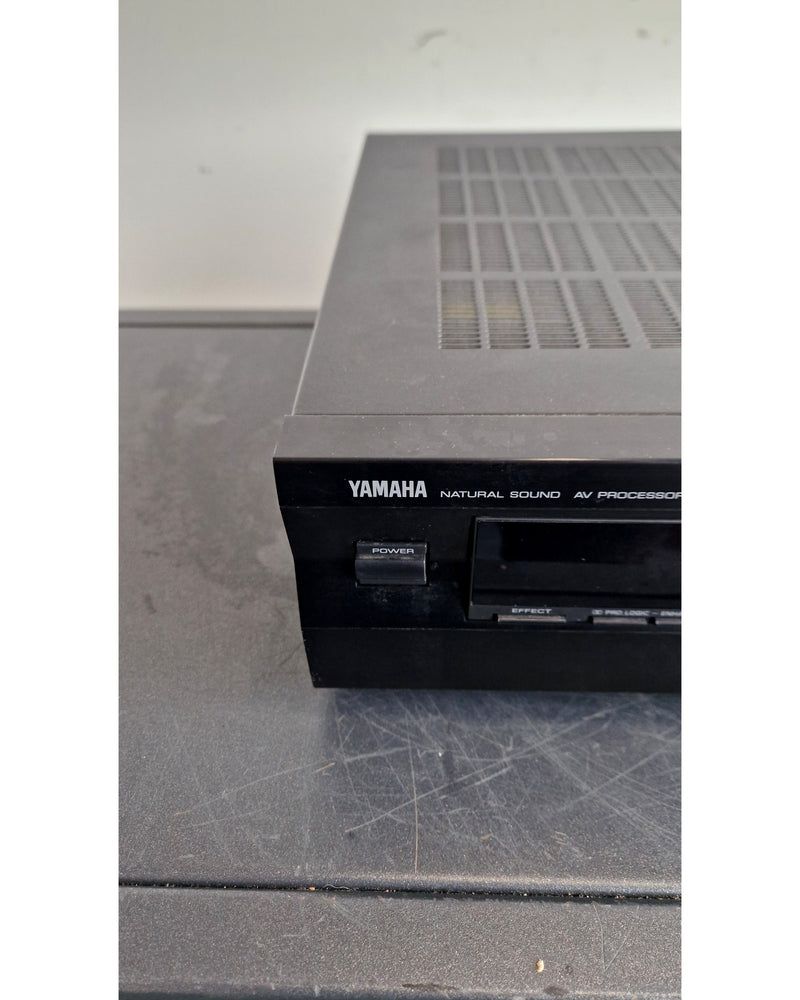 Yamaha DSP-E492 - AV Processor - Excellent - Image 4