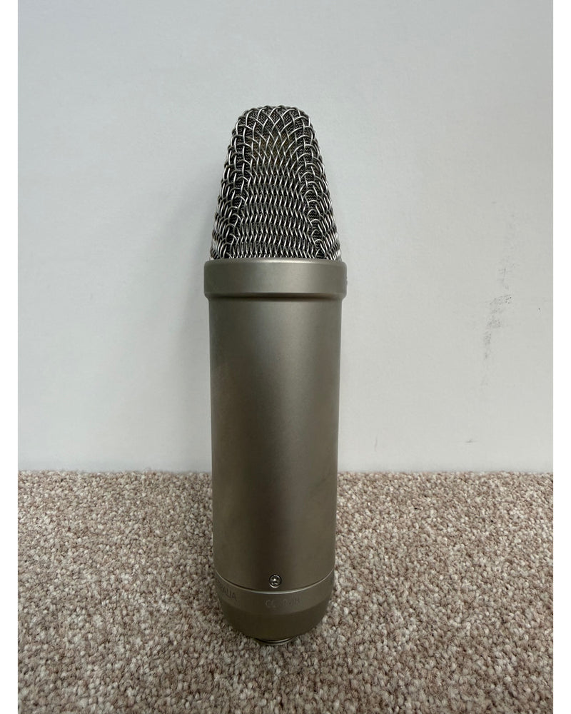 Rode NT1-A - Condenser Microphone - Good w/ Soft Case - image 4