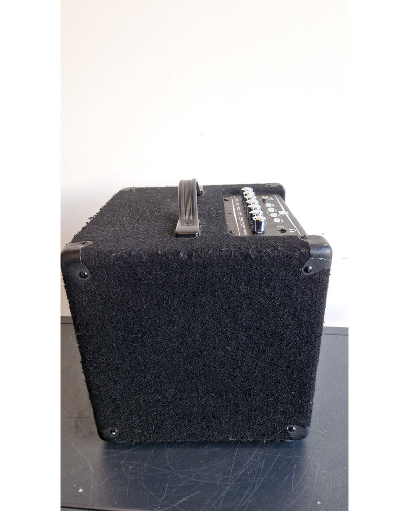 Line 6 LowDown Studio 110 - Bass Amplifier - Very Good - Image 8