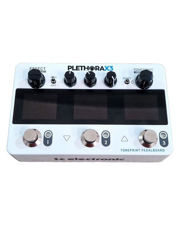 TC Electronic Plethora X3 - Multi-Effects Pedal - White - Excellent w/ Original Box & Manuals