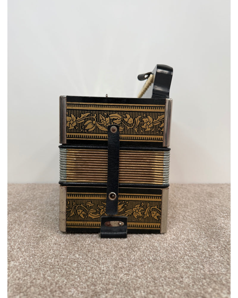 Hohner 1140 - Accordion - Good w/ Original Box & Manuals - image 4