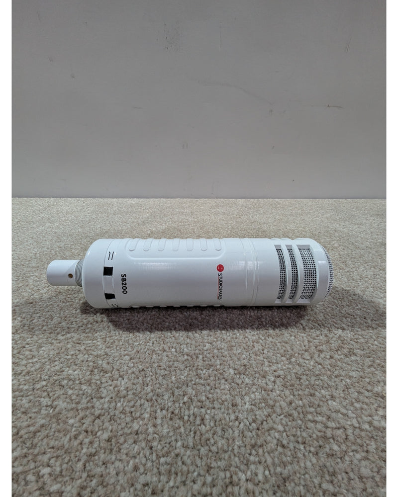 Studiospares SB200 - Condenser Microphone - Good w/ Soft Case - image 6