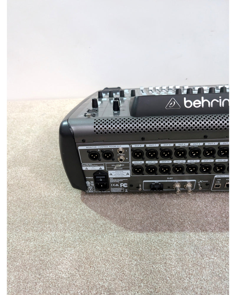 Behringer X32 - Mixer - Black - Very Good - image 2