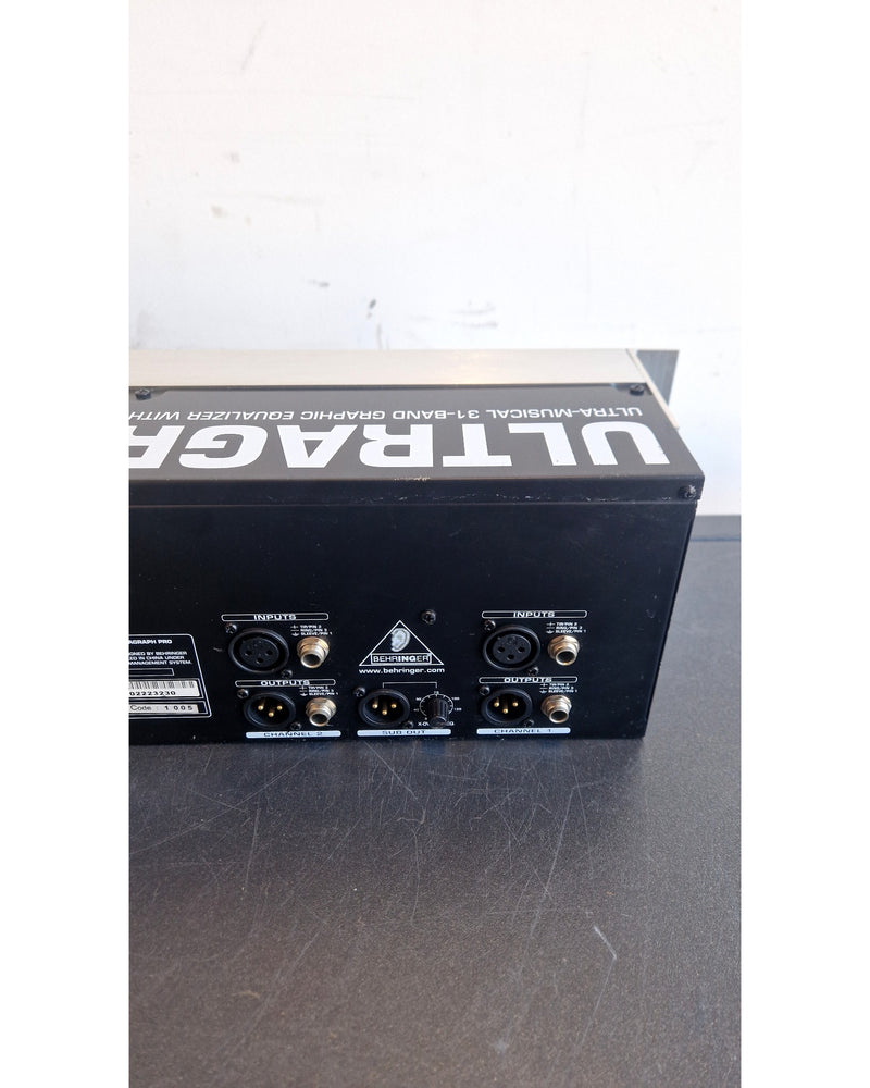 Behringer Ultragraph Pro FBQ6200 - Equilisers - Very Good - Image 12