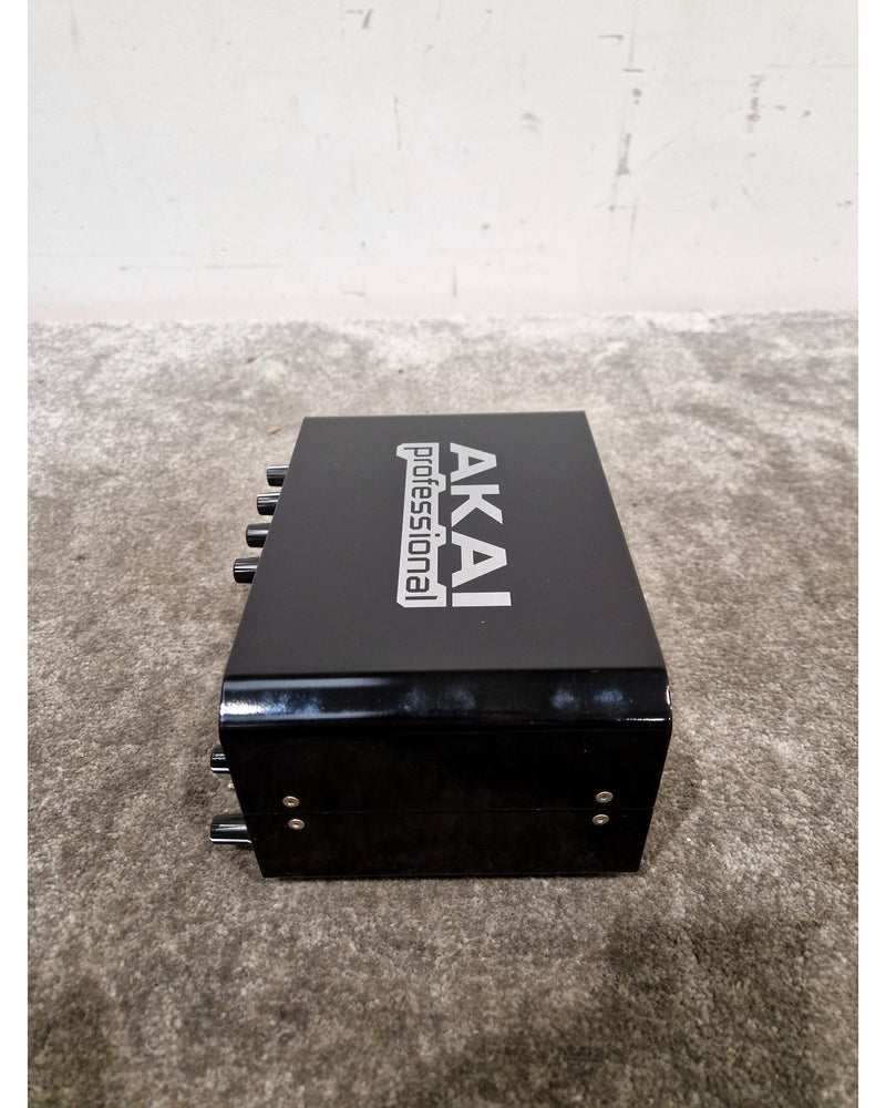 Akai EIE Pro - 4 in/4 out USB 2.0 audio/MIDI interface - Good w/ Original Box - Image 9