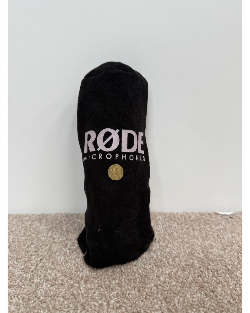 Rode NT1-A - Condenser Microphone - Good w/ Soft Case - image 8