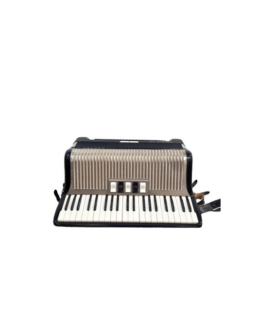 Hohner Carena IIIM - Accordion - Black - Very Good