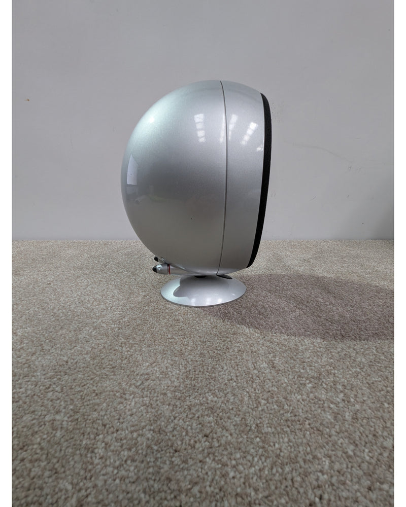 Kef KHT3005 - Hi-Fi Speakers - Silver/Black - Very Good - image 12