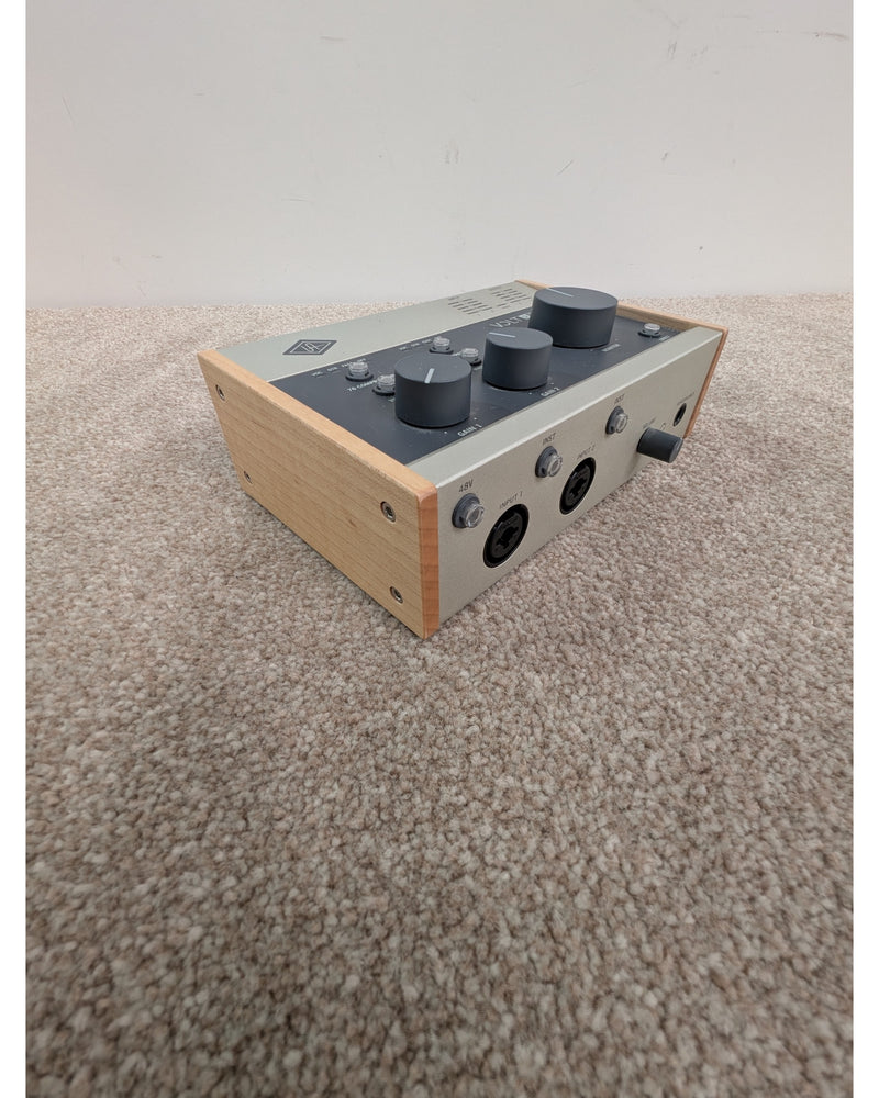Universal Audio Volt 276 USB Audio Interface - Audio Interface - Silver/Black/Natural Wood - Excellent w/ Original Box & Cables - image 3