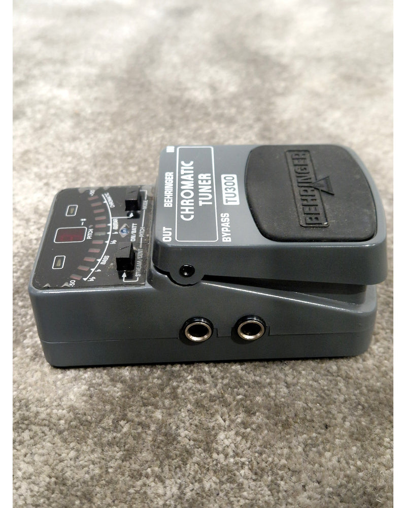 Behringer TU300 - Tuner - Very Good - Image 5