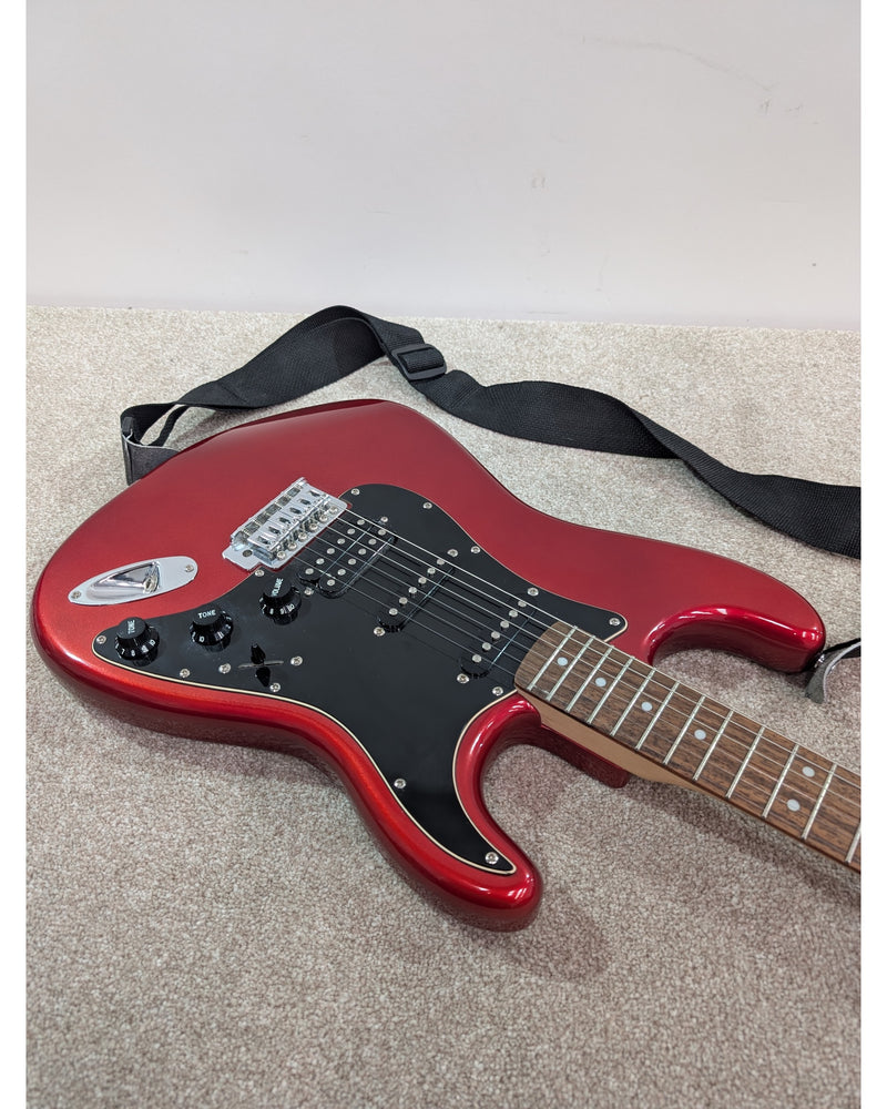 Squier Squier Affinity Series HSS Stratocaster - Electric Guitar - Red - Excellent w/ Soft Case - image 9