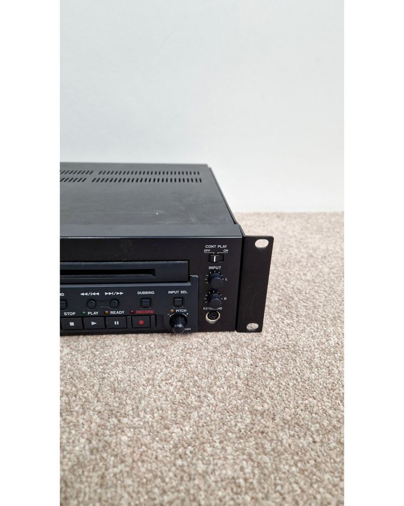 TASCAM MD-CD1 - Media Player - Black - Good - image 2