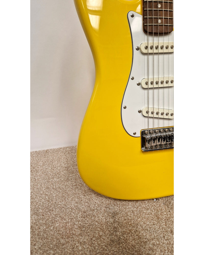 Squier Affinity Stratocaster Indonesia - Electric Guitars - Yellow - Very Good - Image 7