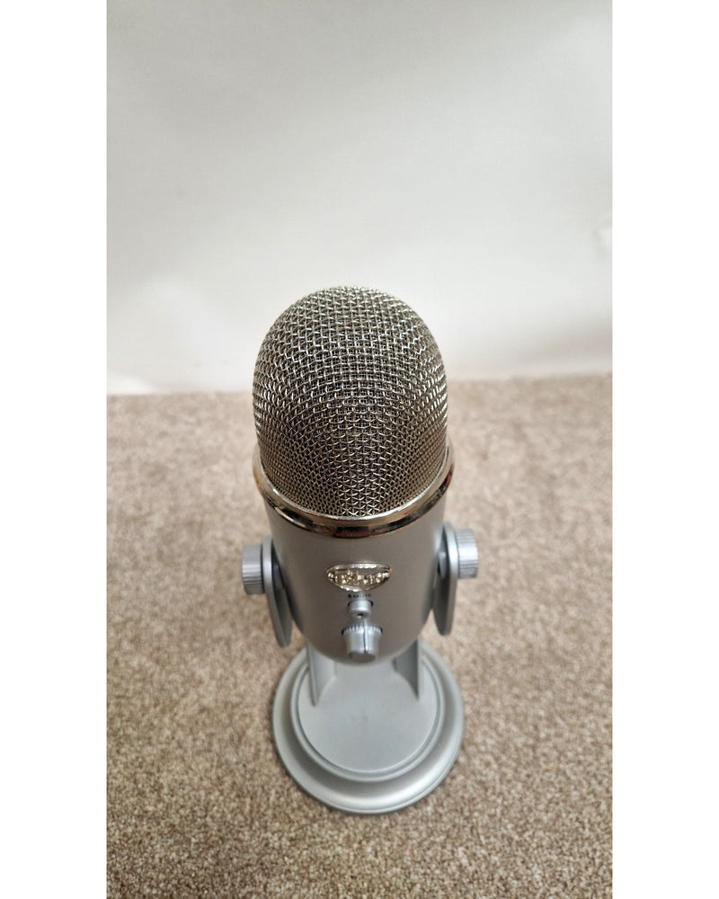Blue Yeti - USB Microphone - Silver - Excellent - image 9