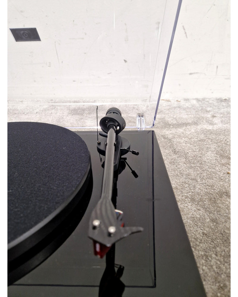 Pro-Ject Debut Carbon DC - Turntable - Black - Excellent w/ Manuals - Image 12