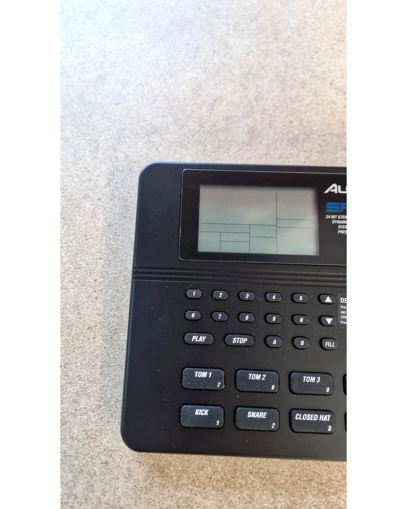 Alesis SR-16 - Drum Machine - Like New w/ Original Box & Manuals - Image 7