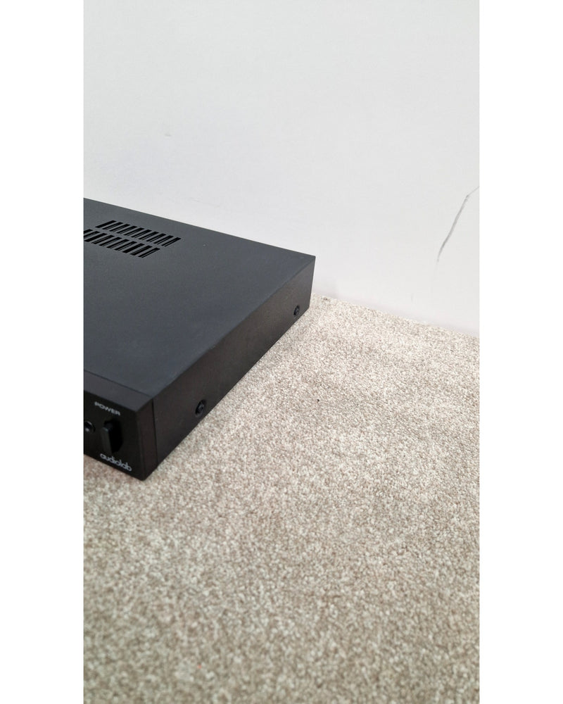 Audiolab 8000A - Hi-Fi Amplifier - Black - Fair w/ Manuals - image 9