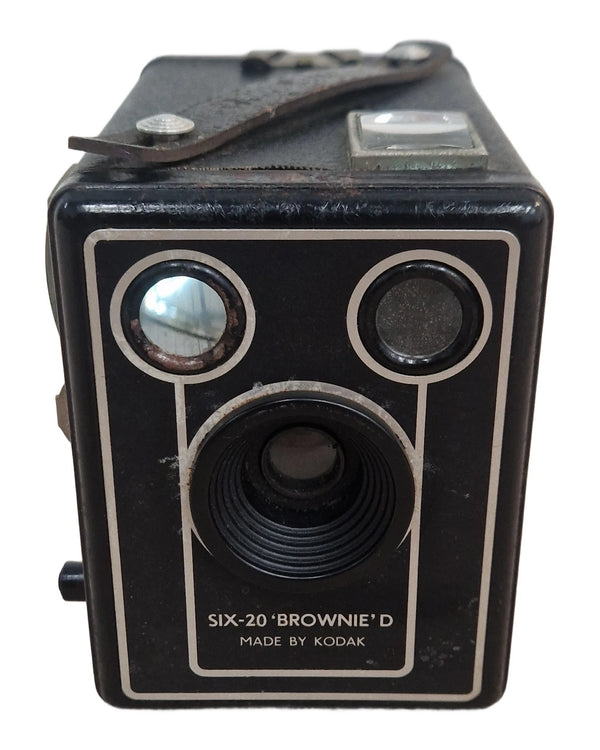 Kodak Six-20 Brownie D - Vintage Film Camera - Good