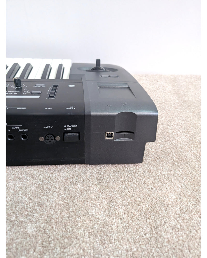 Korg TR61 - Keyboard - Black - Excellent w/ Manuals & Power Supply - image 8