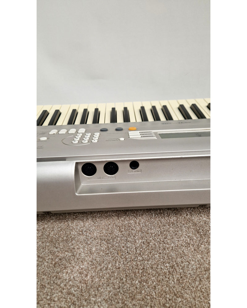 Yamaha PSR-E303 - Musical Keyboards - Silver - Good - image 11
