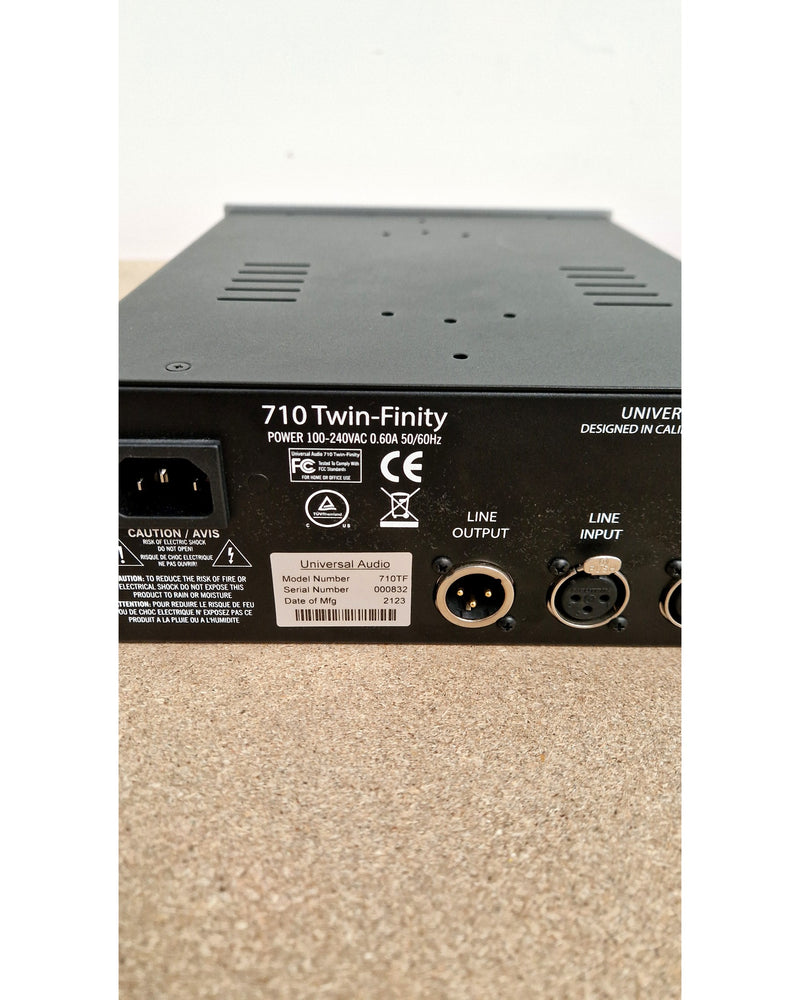 Universal Audio Twin-finity 710 - Preamps - Silver - Excellent - Image 11