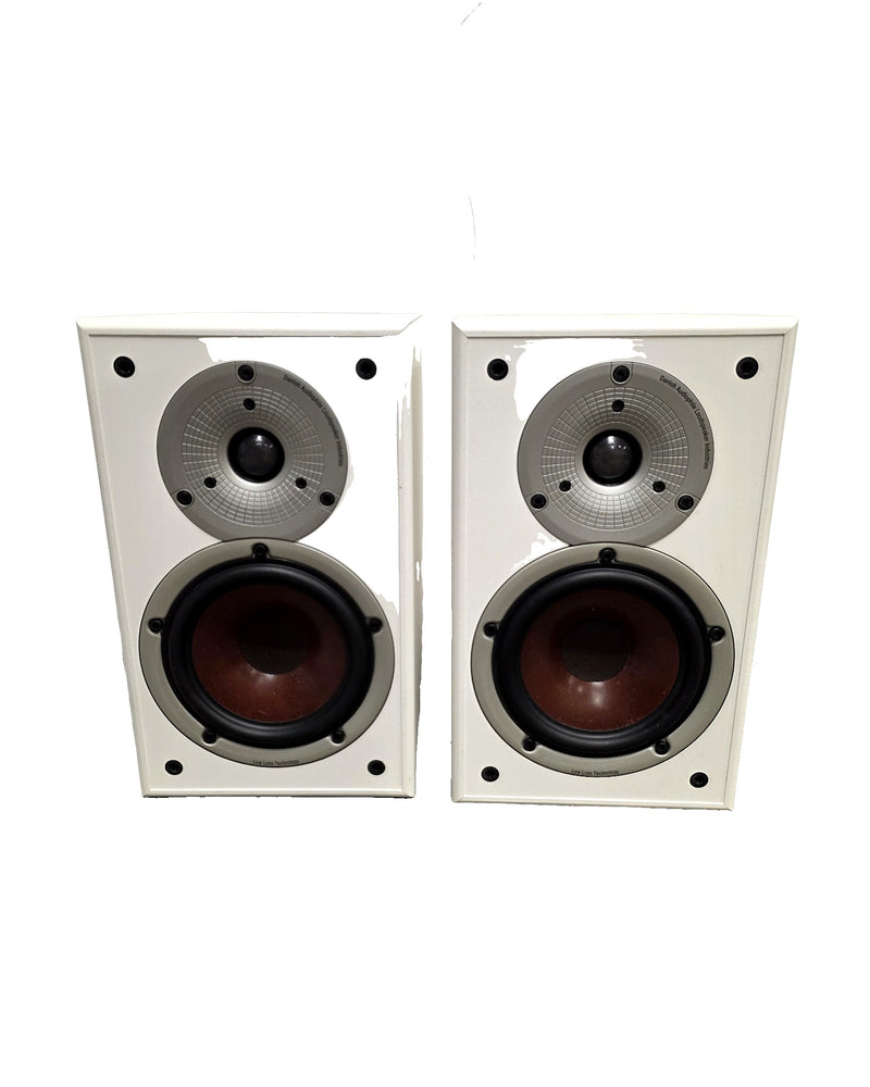 DALI Spektor 2 - Hi-Fi Speakers - White - Good - Image 1