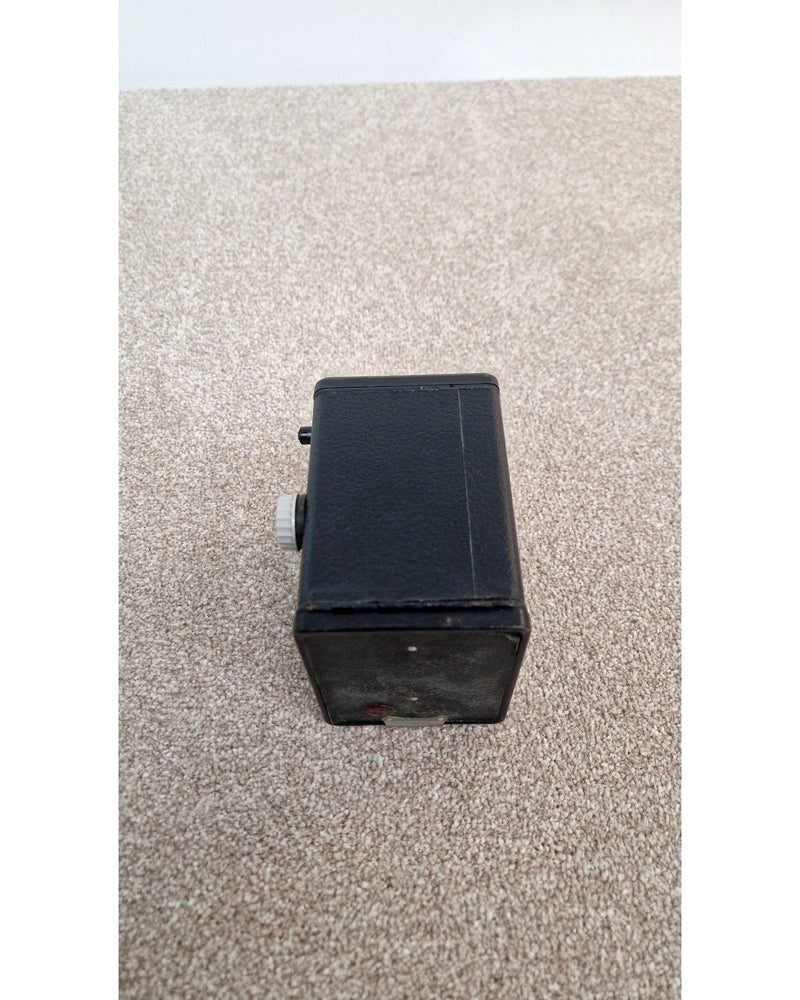 Kodak Six-20 Brownie D - Vintage Film Camera - Good - Image 10