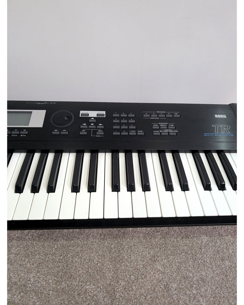 Korg TR61 - Keyboard - Black - Excellent w/ Manuals & Power Supply - image 15